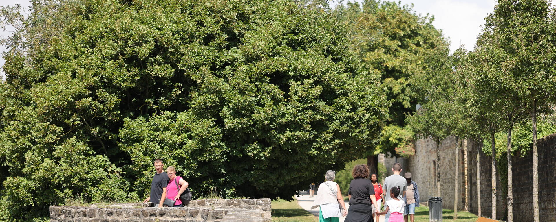 Promenade des remparts Charles Dickens