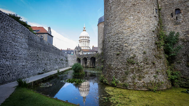 Visite générale de la ville fortifiée