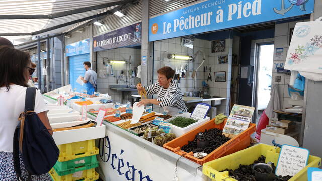 Les étals à poissons