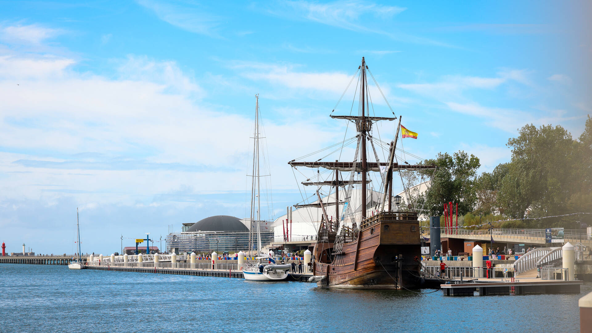 Ponton Providence - Nao Santa Maria